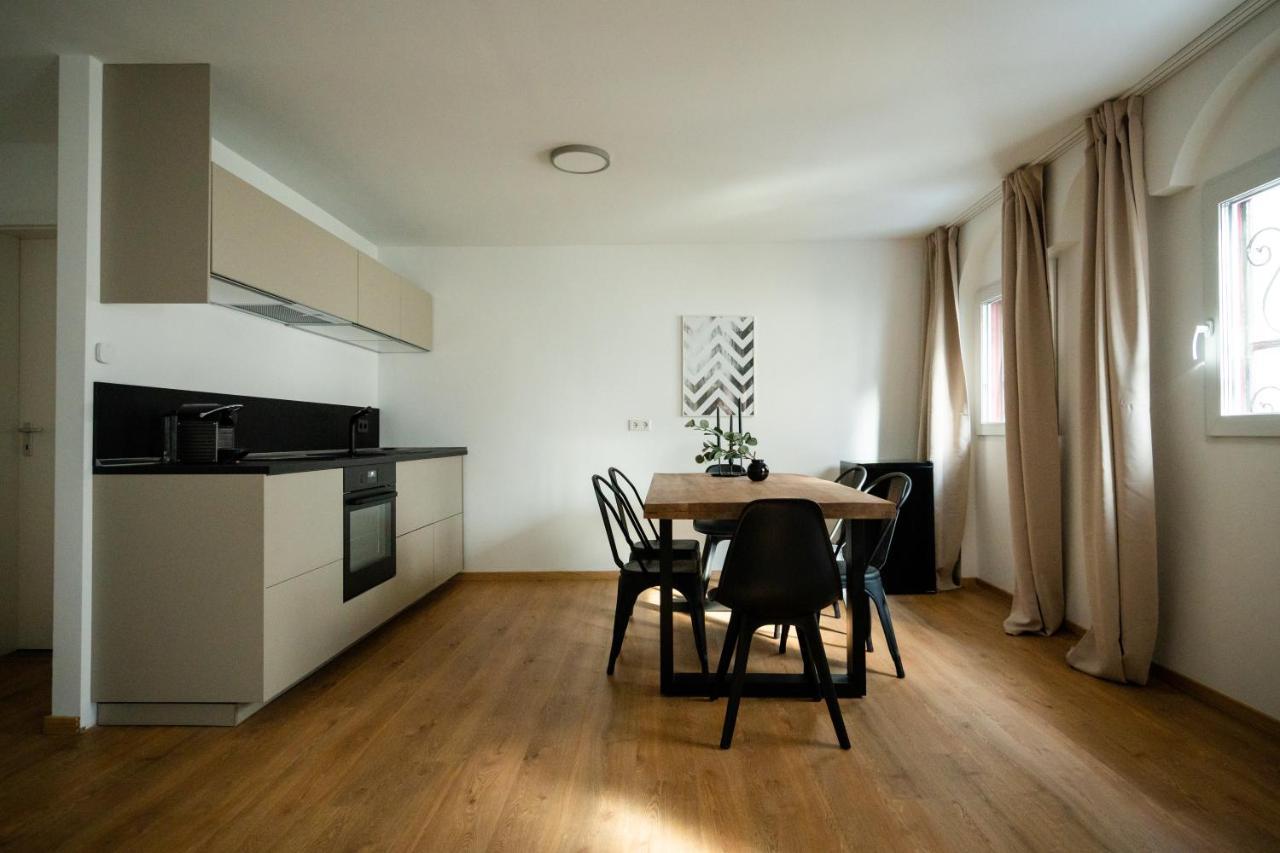 Oldtown Studio Apartment With 2 Bathrooms Düsseldorf Exteriör bild