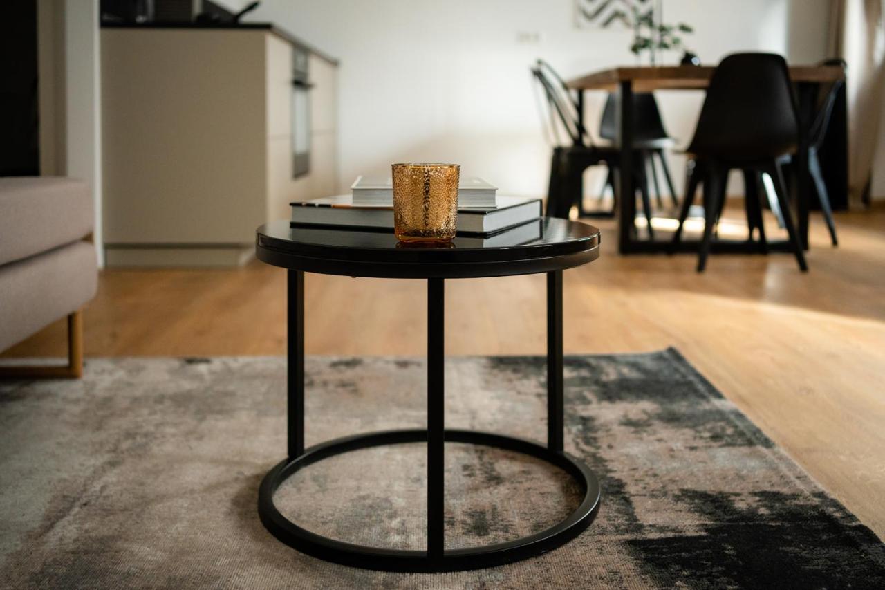 Oldtown Studio Apartment With 2 Bathrooms Düsseldorf Exteriör bild